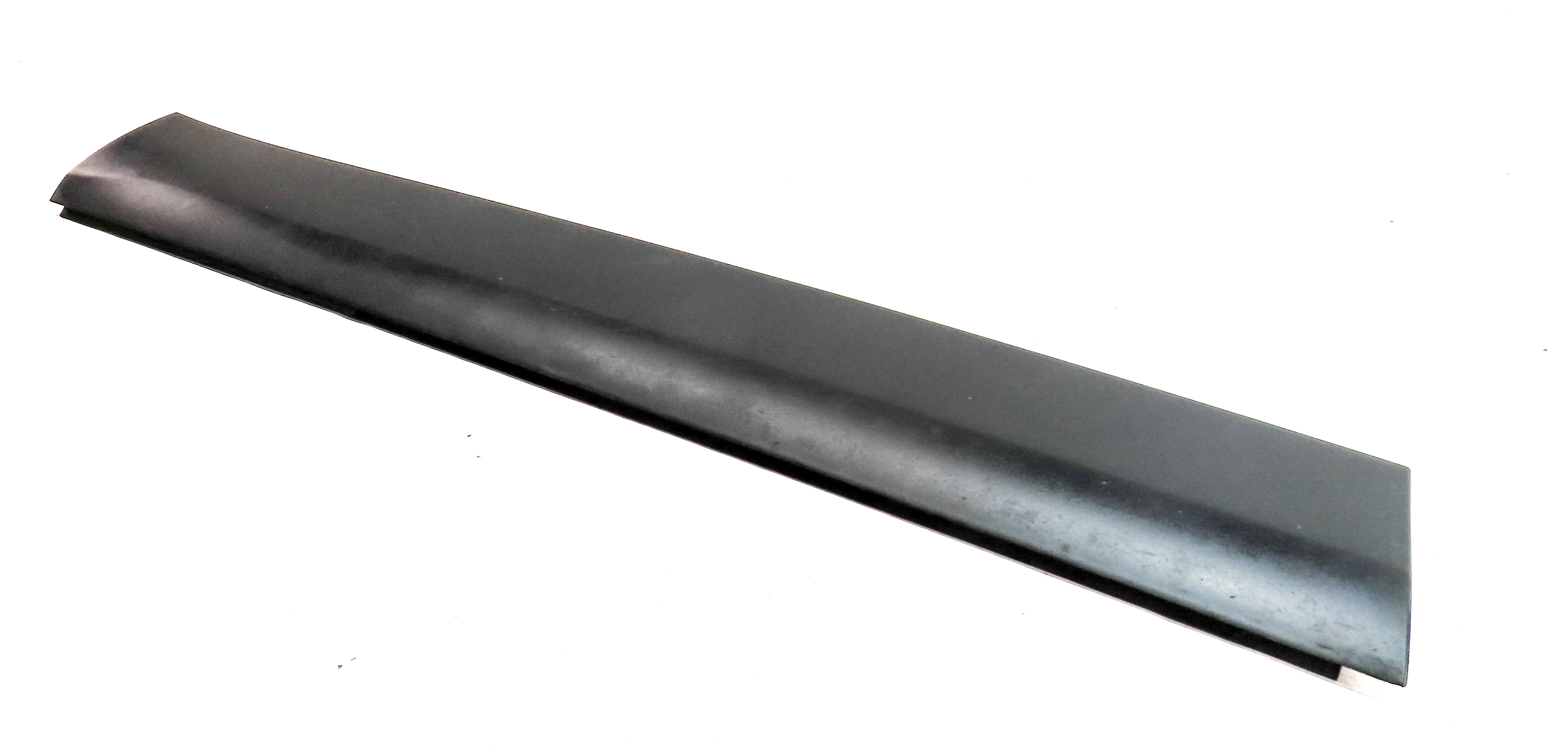 2015-2019 LAND ROVER DISCOVER SPORT (L550) FRONT LEFT DRIVER DOOR MOULDING TRIM — exact item pictured